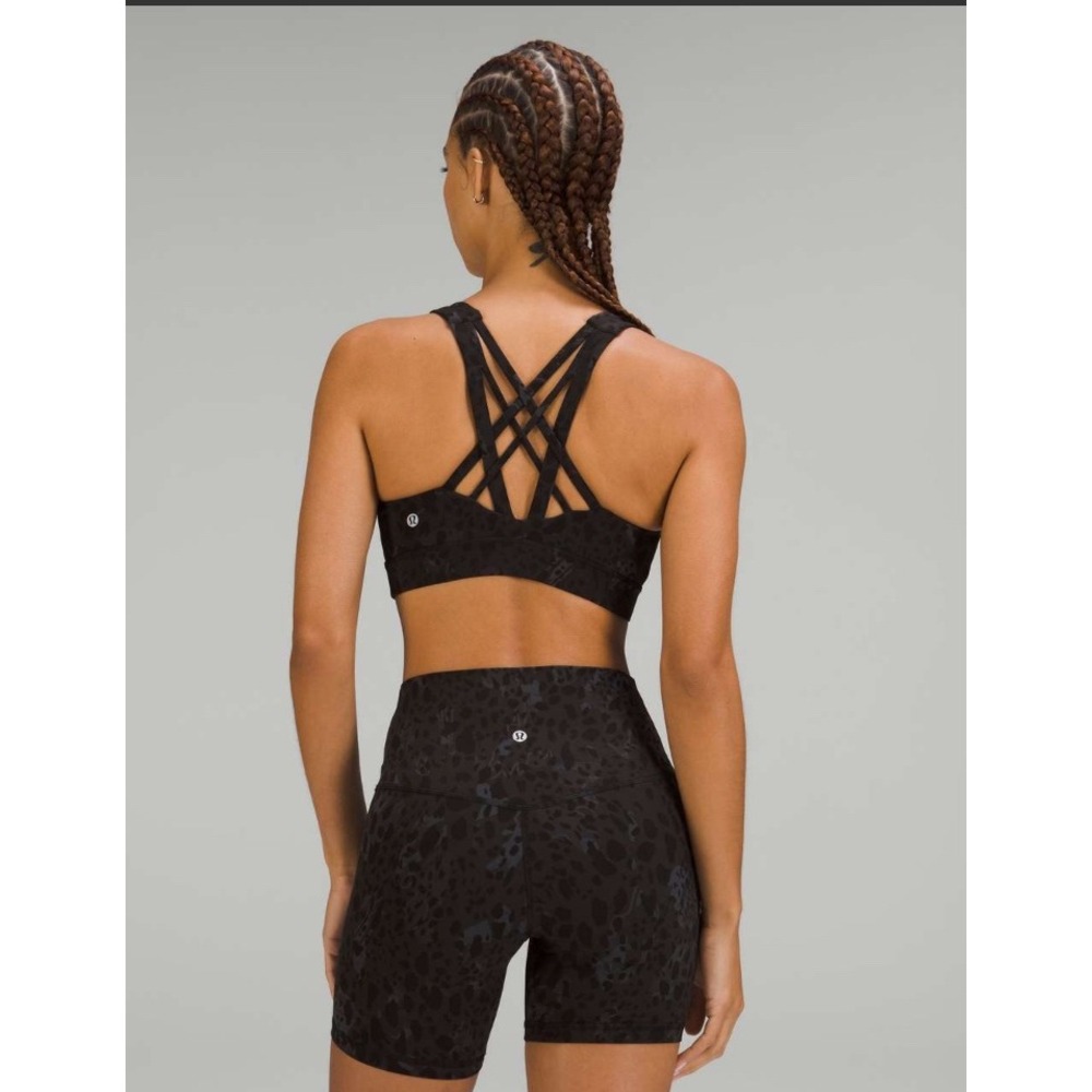 Lululemon Free‎ to Be elevated Bra Wild Thing Camo Light Support size 4